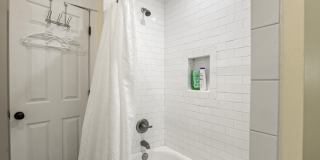 843 E Grand Harbour Gallery 22