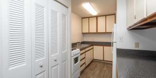 Premier Village Apartments Gallery 16