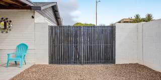 6929 E 6TH Street Gallery 34