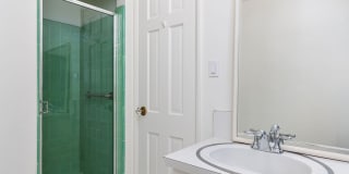 2091 Roosevelt Ave Gallery 12