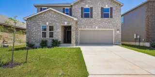 Spacious 5BR House in New Braunfels Gallery 1