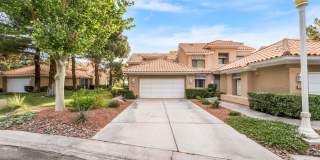 Charming Guard-Gated Southwest Las Vegas Townhome with Fireplace & Golf Course Views! Gallery 3