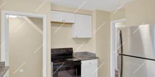 Charming Recently Renovated 3-Bedroom Bungalow in Detroit! Gallery 4