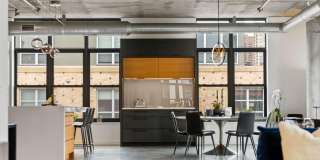 200 Park Avenue Gallery 16