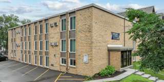 Campus East Apartments: Your Perfect Home Near U of M Twin Cities! Gallery 1