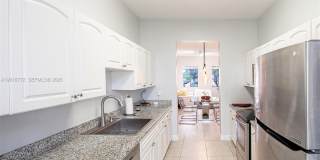 2412 Venetian Way Gallery 11