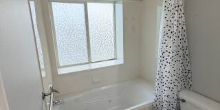 518 North 350 East Gallery 12