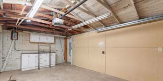 Centrally Located 4-Bed, 2-Bath Tucson Rental – Near U of A Gallery 38