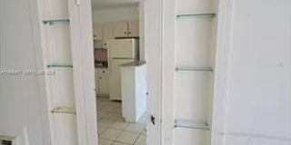 918 N 16th Ct Gallery 4