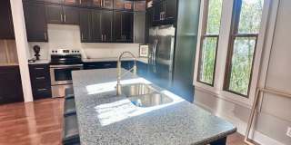 1930's Gem! Gallery 17