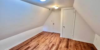 Spacious 6 bedroom 3.5 bath Tudor Townhouse w/Deck close to Georgetown University & Hospital Gallery 37