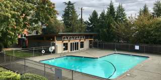 Beautiful Sand Point Condo with Pool & Garage Parking Gallery 14