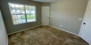 Stunning 4 Bedroom 2.5 Bathroom 2-story Home in NE Greensboro with 2 car garages Gallery 40