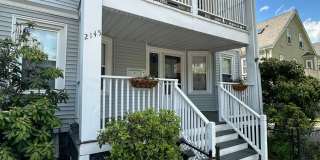 2145 Dorchester Ave Gallery 1