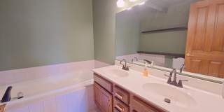 9404 Lindsay St Gallery 18