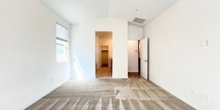 Beautiful 4-Bedroom Home with Dual Primary Suites in Henderson! Gallery 8