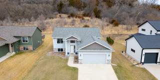 4 bedroom, 3 bathroom Home Gallery 30