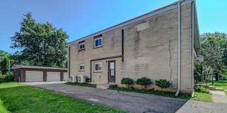 1810 Lake Point Dr Gallery 17