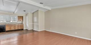 Spacious 3 Bdrm Single Family Home Available for move in! Gallery 1