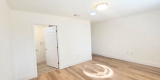 Single Story Senior Home 55+ community- Newly Remodeled- Ready To Move In. Gallery 25