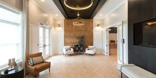 The Alexandria Gallery 18