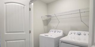 3/2.5 Townhome Close to Southpoint w/ Garage! Gallery 17