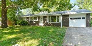 Awesome 3 bedroom home located in a quiet family neighborhood close to to K-State, schools, and shopping! Gallery 1