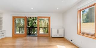 33 Reef St Gallery 21
