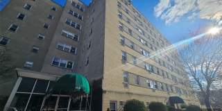 6010 Boulevard E Gallery 1