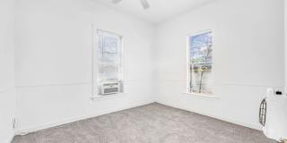 526 W Munson Gallery 21