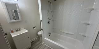 Adorable Shadle Bungalow - 2 Bed, 1 Bath Gallery 6