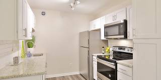 Country Club Apartment Homes Gallery 16