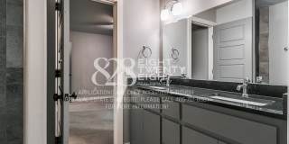 West Normans Best Kept Secret! 3 bd/2.5 bath Beautiful Townhome! Gallery 34