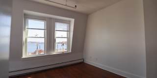 187 Bank Street Gallery 5