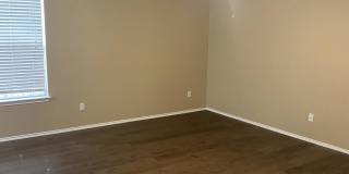 3216 Claymore Street Gallery 3