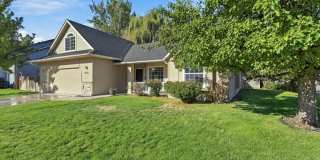 2831 N Sweetwood Ave Gallery 1