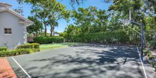1054 E Heritage Club Circle Gallery 54