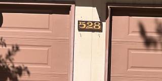 Large furnished 4 bedroom home with 2 car garage Gallery 26