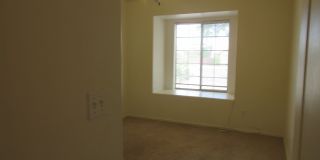 Unfurnished Free Standing home in a comfortable cul-de-sac Gallery 18