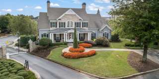 Pointe at Suwanee Station Gallery 45