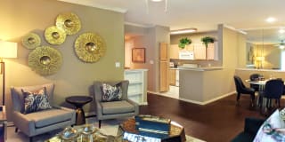 Kensington Square Gallery 34