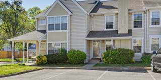 Updated 2BR Home Near Transit with Private Fenced Yard in Newport News Gallery 1