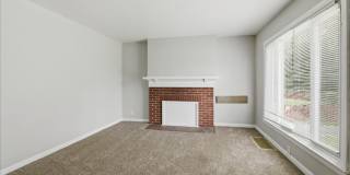 3436 N Lasalle St - $1,300.00/mo. Gallery 4