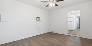 Cozy 1-Bedroom Home Gallery 5