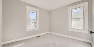 5213 Midwood Avenue Gallery 17