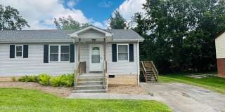 3 Bedroom 2 Bathroom Townhouse Gallery 1
