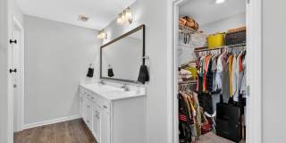MOVE IN READY!-$500 OFF THE FIRST MONTHS RENT!-MOVE IN SPECIAL-BONUS ROOM!! Gallery 24