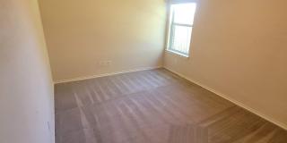 Clean North East Home - O'Conner & IH35 Gallery 15