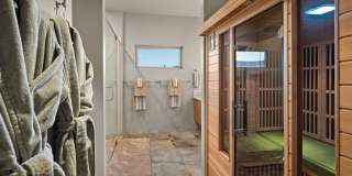 Exquisite Luxury Home Basking in Red Rock Mountains with Infrared Sauna + Fire Tables, Near Oak Creek Golf Course! Mystic Thyme Gallery 19