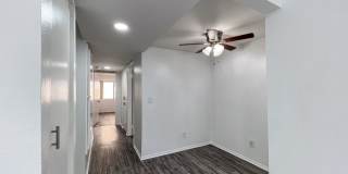 Gorgeous 2 Bed/2 bath apartment in excellent Sherman Oaks area! Gallery 8